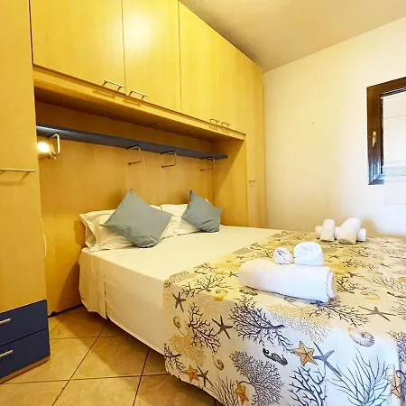 Pgs Immobiliare Srls Residenza Altura Trilocale Con Ampia Terrazza Vista Mare Apartamento La Maddalena (Sassari)
