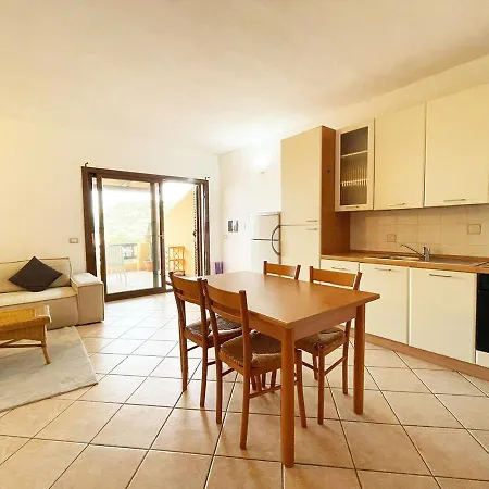 Pgs Immobiliare Srls Residenza Altura Trilocale Con Ampia Terrazza Vista Mare