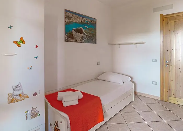 Laureliving Holiday Home Residenza Altura * La Maddalena